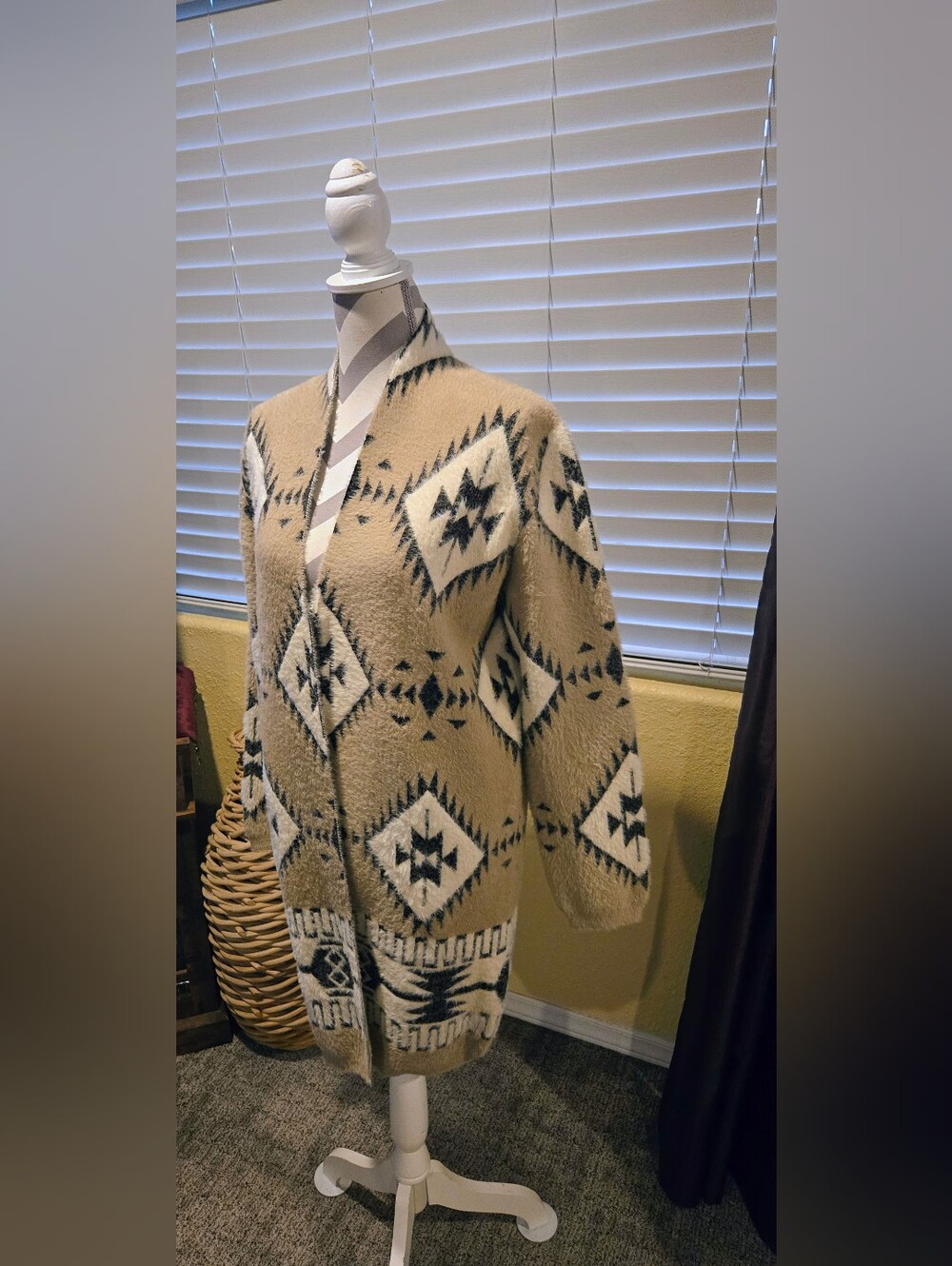 Beige Aztec-Pattern Open-Front Cardigan Sweater - Picture 8 of 15